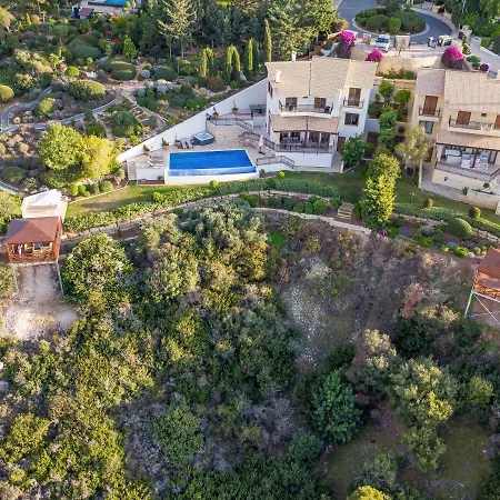 Hermiona Villa *